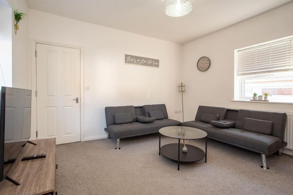Watford Central Serviced Apartments 2 מראה חיצוני תמונה